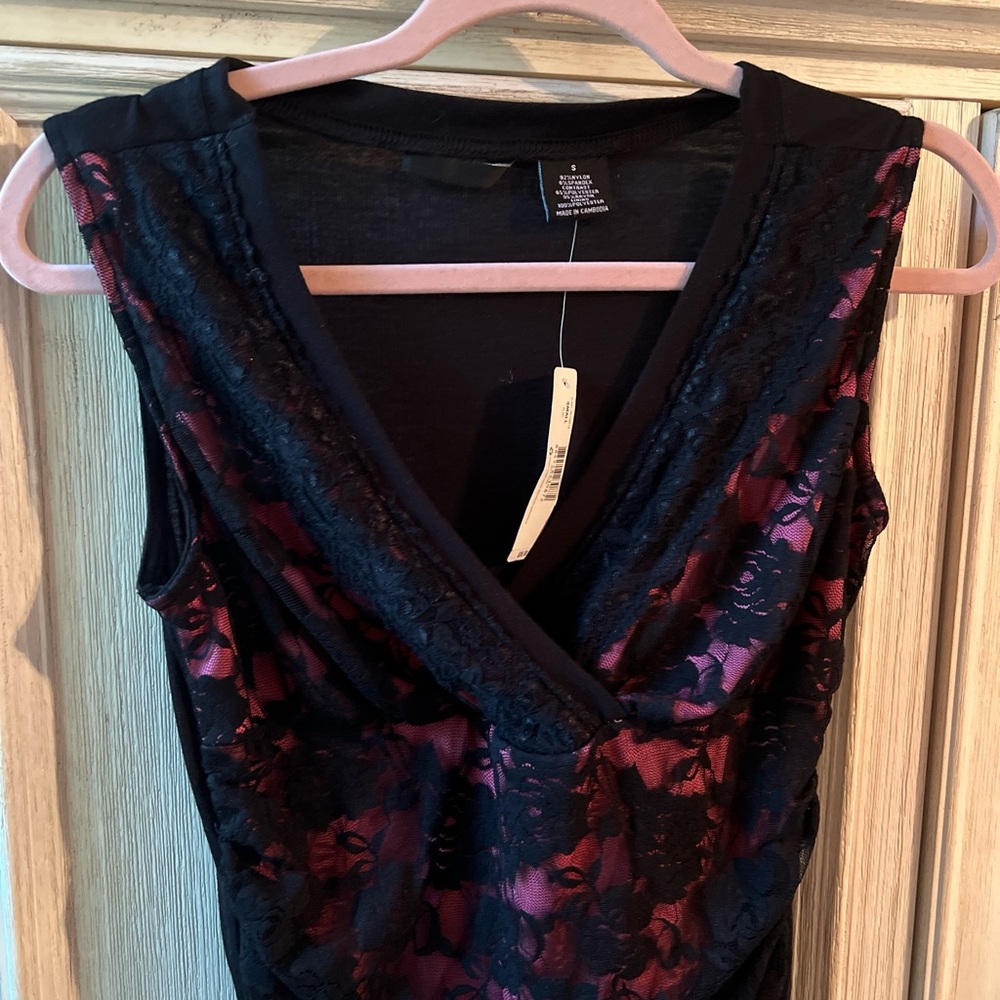 Lace Blouse - Picture 2 of 3